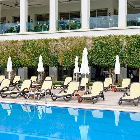 Royal Atlantis & Hotell Side