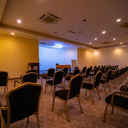 Royal Atlantis & Hotell Side