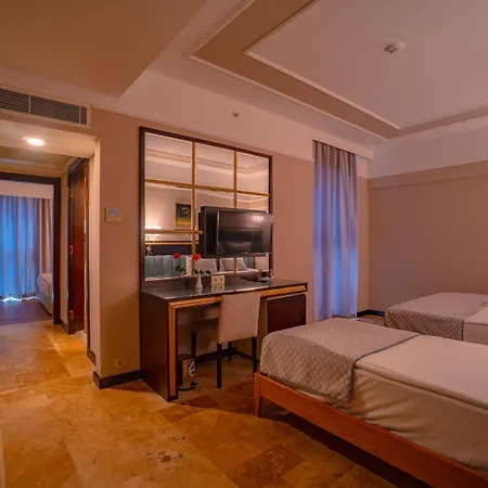 Hotel Royal Atlantis & 5*