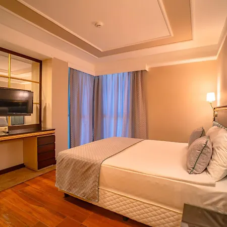 Royal Atlantis & Otel 5*