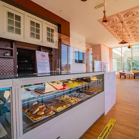 Royal Atlantis & Отель 5*