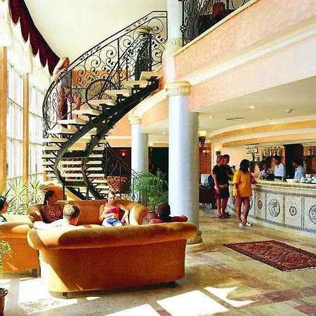 Royal Atlantis & Otel 5*