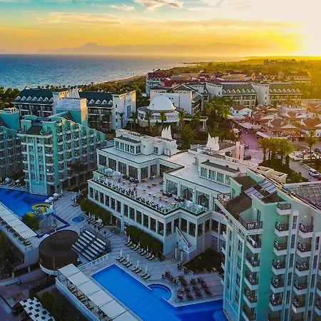 Royal Atlantis & Otel