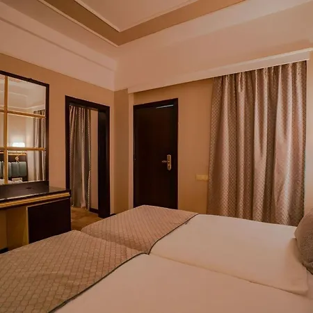 Royal Atlantis & Otel 5*