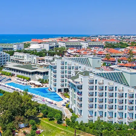 Royal Atlantis & Otel 5*