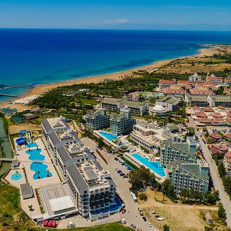 Szálloda Royal Atlantis & 5*